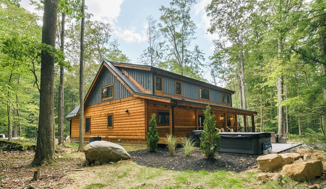 Maple Ridge: New, Lake Access w. Dock Slip, Hot Tub