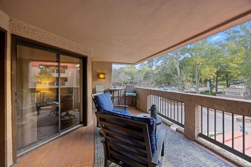 Marina View Retreat at Shelter Cove Walk to Dining & Shops