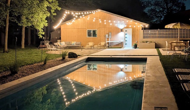 Mid-century modern home with dream patio & pool