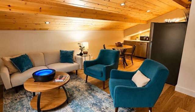 Modern Loft Escape Near Beaver Lake with Mountain Views