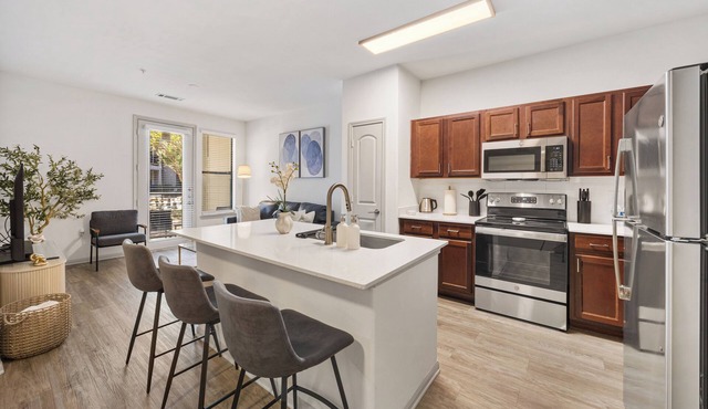 Modern Styled 1 King+Sofa Bed Retreat Frisco, TX