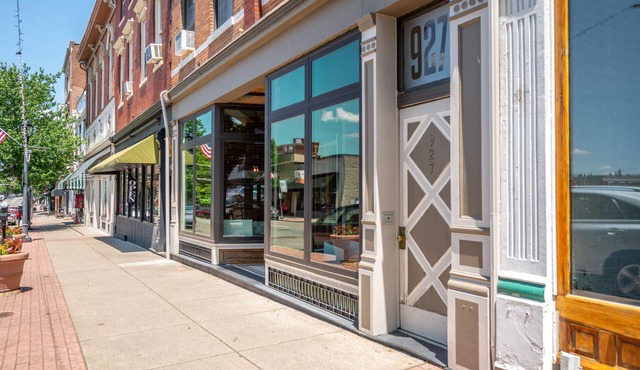 Monmouth Loft 4 | Walk to Shops