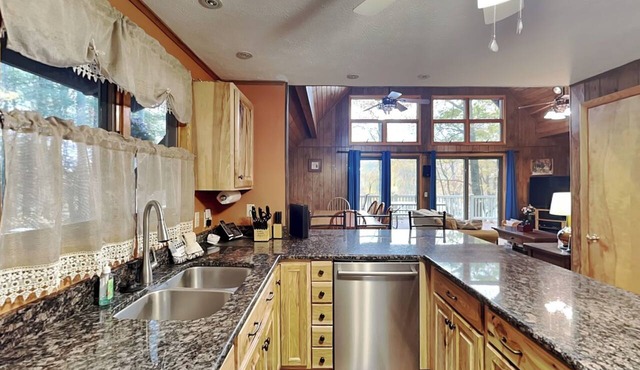 Mountain House by Taylor Made Deep Creek
