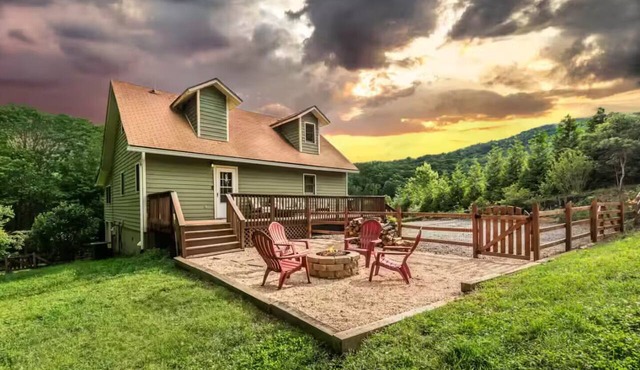 Mountain Views-Family Retreat-Near Asheville, Lake Lure & Chimney Rock