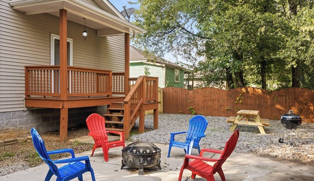 Near Downtown & UT Chattanooga - Highland Hideaway