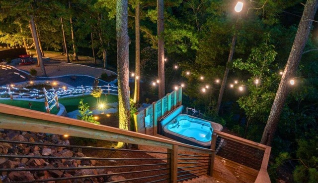 New Build Charming A-Frame w/Pool Near Hot Springs