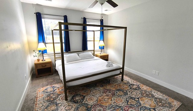 New Home Near USC & Bases - The Capital Cottage