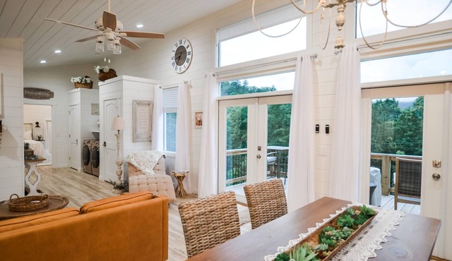 NEW! Luxury Farmhouse Cabin in the NC Great Smoky Mountains With Sunset Views
