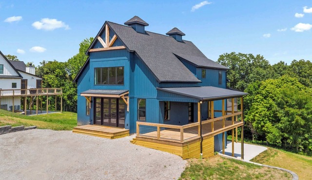 New luxury home near Nolin Lake and Mammoth Cave!
