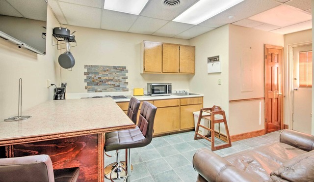 Newton Home w/ Ample Parking 1 Mi to Downtown