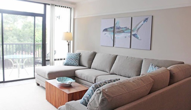 Nice Condo, Partial Ocean Views, Pool-307 Litchfield Retreat