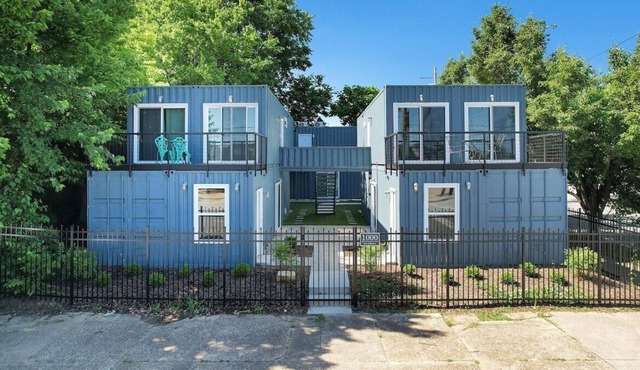 NuLu Container Home: Short Walk to Distilleries, Breweries, Restaurants, and Shopping!