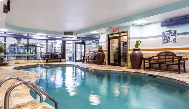Oceanfront 1BR Deluxe at SeaGlass Tower – Myrtle Beach Views & Resort Pools