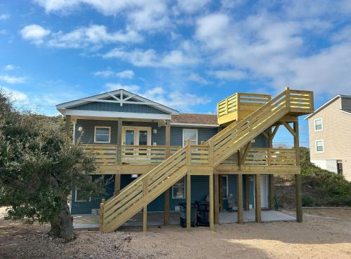 Outer Banks Haven New Kitchen and New Outdoor Areas
