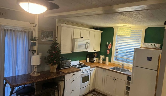 Overlook Condo 21-C Studio Off Mountain Lodging