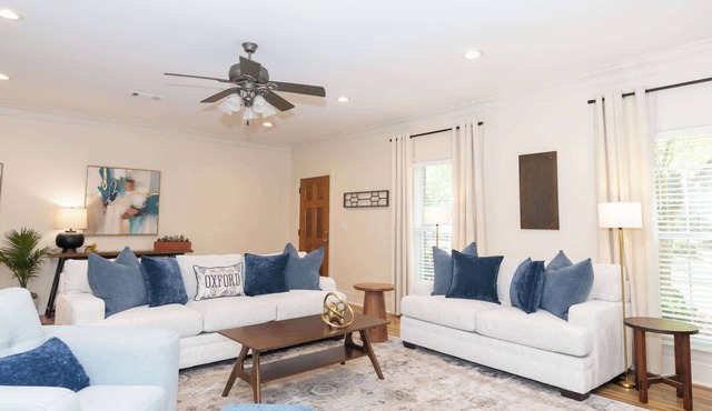 Oxford Blue by Apex Short Term Stays