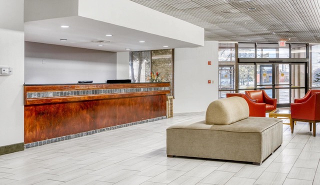 OYO Hotel Burlington South
