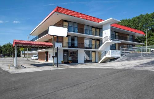 OYO Hotel Cleveland, TN