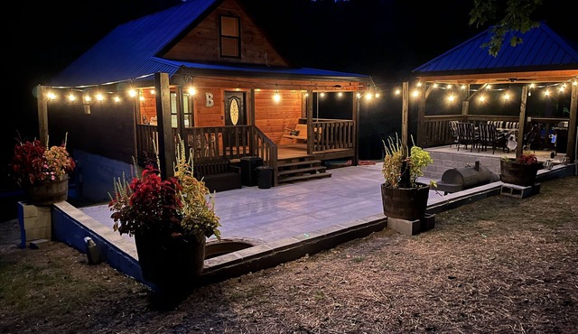 Pa's Cozy Cabin