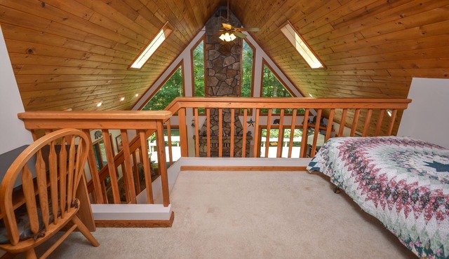 Paradise at Penn Cove | Walk to the Dock Slip!