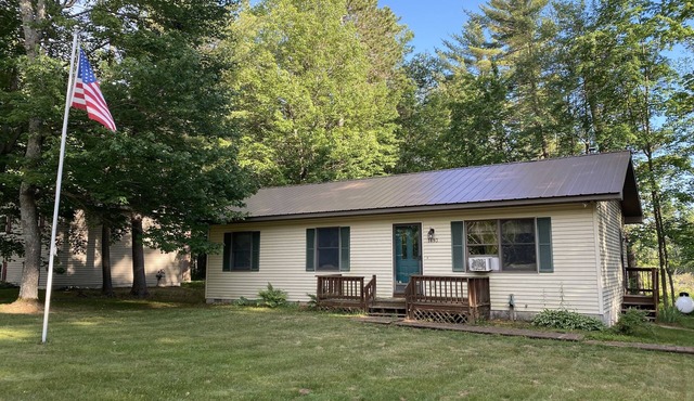 Peaceful and Charming Home in the Heart of Northern MI