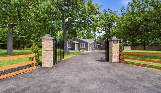 Peaceful Gated Getaway