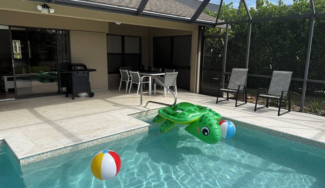 Peaceful Lakeview 3BR. Heated Pool Retreat.