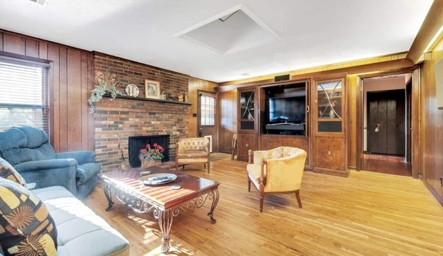 Perfect Cedar Bluff Private Getaway Near Downtown!