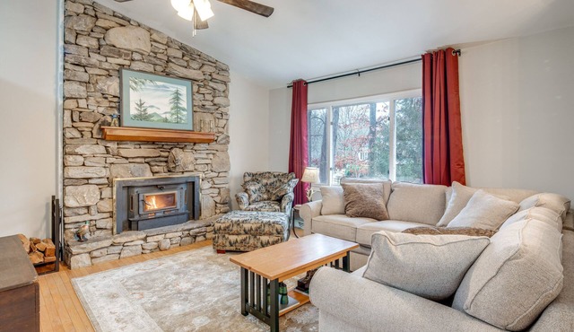 Pet-Friendly Fletcher Home - 13 Mi to Asheville!