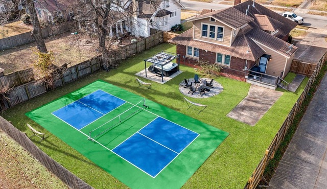 Pickleball Court Ev Power Cord Hot Tub Pool Table