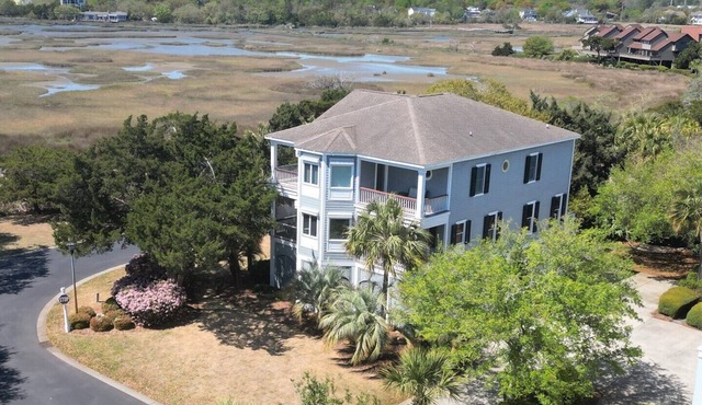 Pool Table, Swimming Pool, Marsh View. Enjoy Sandy Sunsets!
