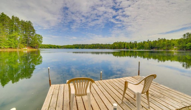 Powell Lake 'UP Badger Lodge BnB' w/Shared Dock