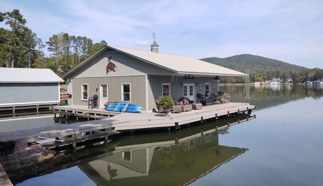 Premier Host 5 Star Review Lake Guntersville-Boom System-NO eel grass swim area