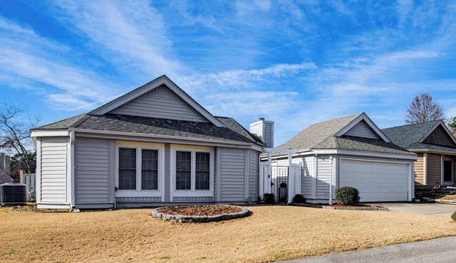 Private Yard & Gym: Classic Columbia Home