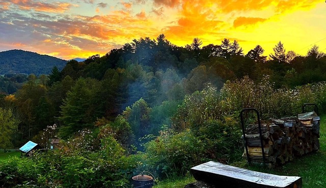 PROMO 5% WEEKLY/15% MONTHLY DISCOUNT "Moonlit Chalet is your rental to relax