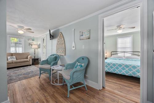 Pura Vida Villa 4 Blocks 2 Ocean Dog Friendly & Fenced Yard