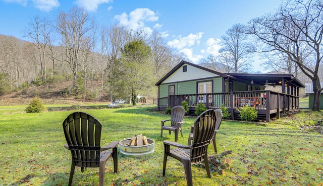 Quaint Mountain Charm! Robbinsville Hideaway