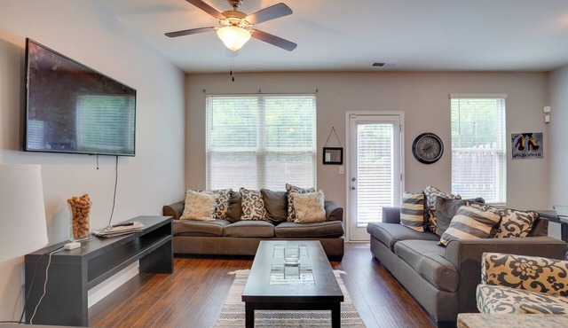 Quick I-20 Access to Dtwn ATL! Family Gem w/Patio