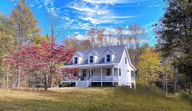 Quiet Mountain Cabin/30 Acres/Hiking Trails/Porches/Fireplace/Firepit