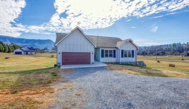 Recharge with an amazing view of English mountain out each window, or back deck.