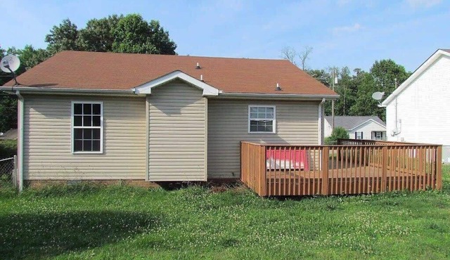 Relax in a Quiet Cul-de-Sac Home with a Fenced Yard
