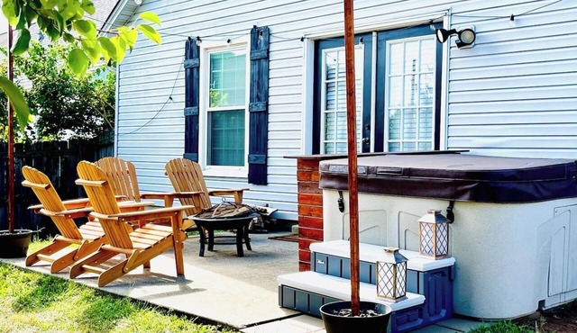Relaxing Hot Tub | S’mores Fire Pit | Garage