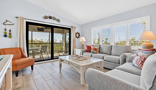 🌺Remodeled End-Unit with Panorama View – Sandpiper Beach 506🐟