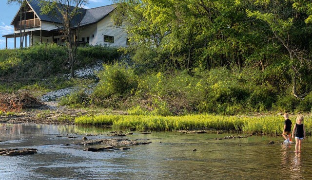 Riverfront Cabin in Broken Bow with Swim Beach, Zipline, Hot Tub - Sleeps 14