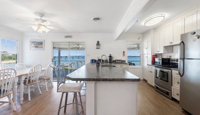 Riverfront Nostalgia | 4BR 3 BA | Sleeps 10
