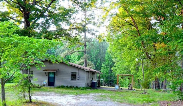 Rustic Getaway on 58