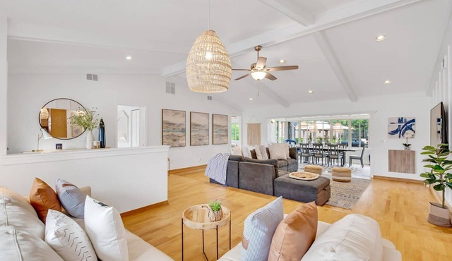 Saltwater Canal Home Heated Pool 3 2 2 Gorgeous Pets Welcome