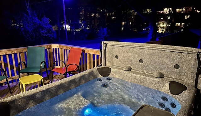 Scenic Nature Retreat in Charlotte 1367