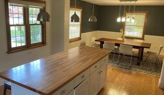 Serene 3-bedroom chalet in Springfield without Wifi