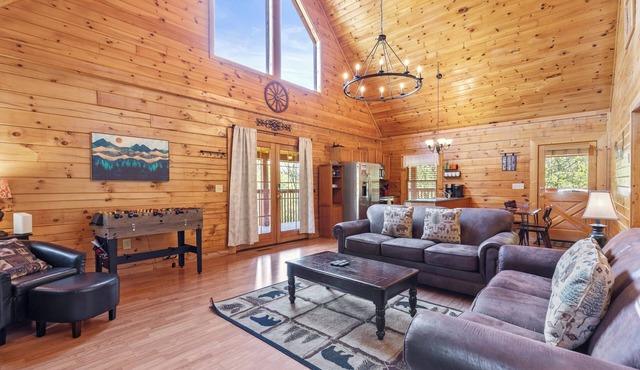 Serene Creek Cabin